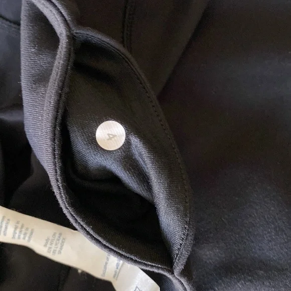 Lululemon pants - Picture 6 of 6